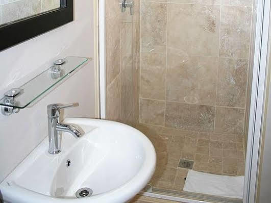 10 On Cape Self Catering Apartments พอร์ตเอลิซาเบธ ภายนอก รูปภาพ